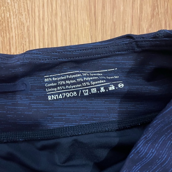 Outdoor Voices The Exercise 2.5” Short Navy - Picture 5 of 7